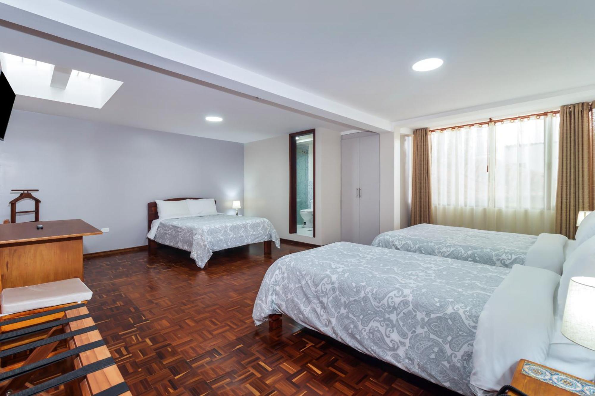 Hotel La Cartuja Quito Extérieur photo